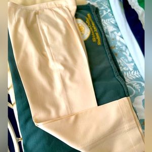 Beautiful Pendleton winter weight white lined pants.. perfect for the holidays !